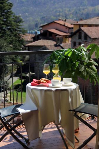 Hotel Stampa 1968 E Ristorante Cadegliano Viconago